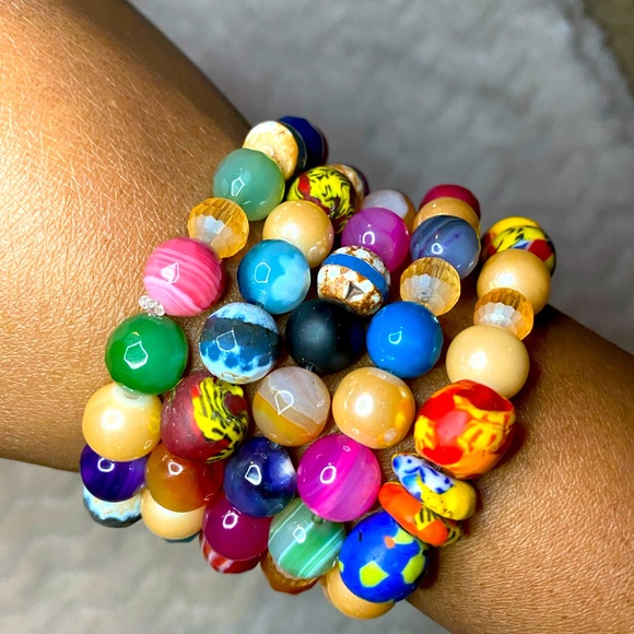 Jewelry - ONE Handmade Beaded Bracelet from Ghana